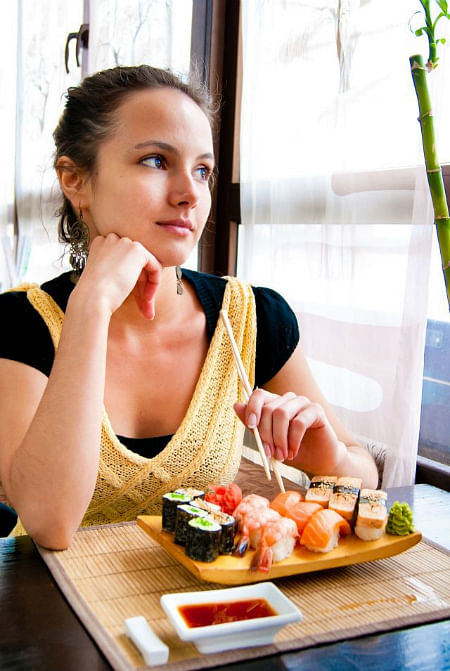 Website connects female diners who eat alone